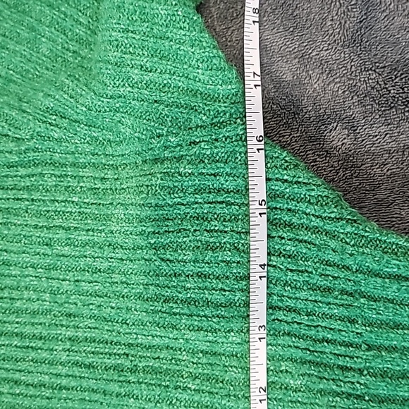 Anthropologie Pink Rose drop sleeve crew neck sweater Kelly Green size Small - Picture 3 of 6